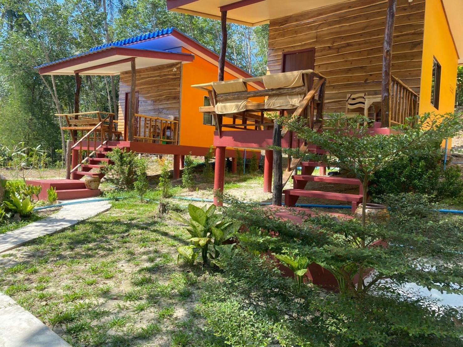 Baan Panseng Bungalow Ko Kut Екстериор снимка