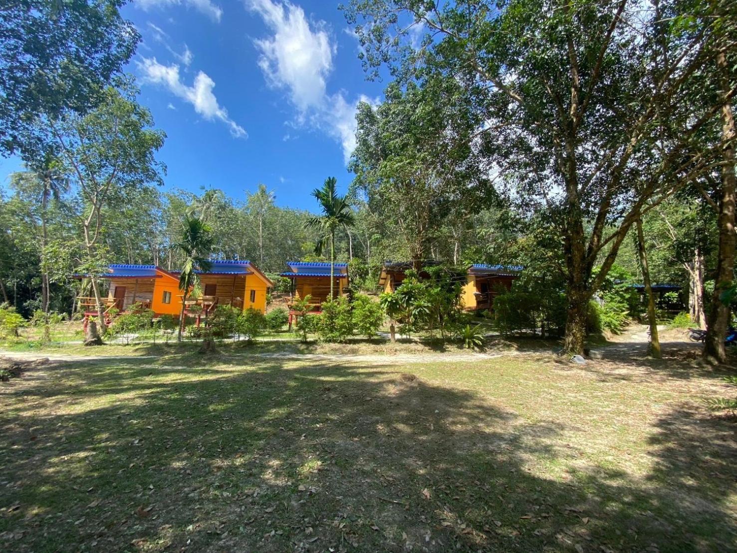 Baan Panseng Bungalow Ko Kut Екстериор снимка
