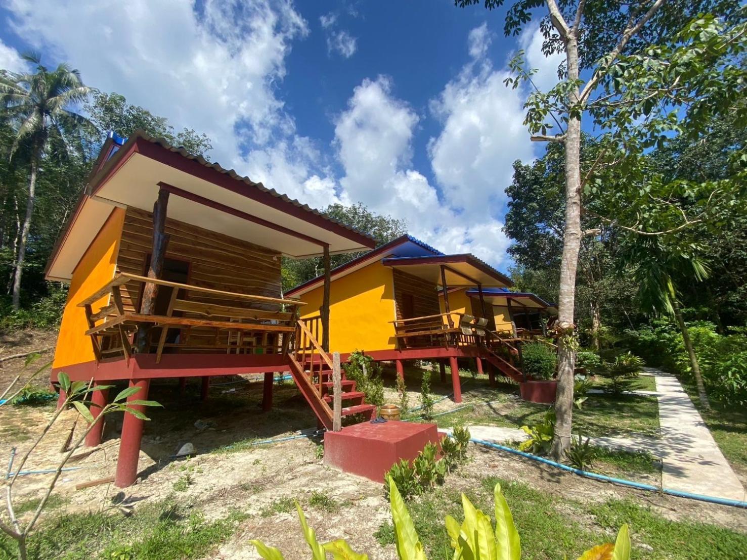 Baan Panseng Bungalow Ko Kut Екстериор снимка