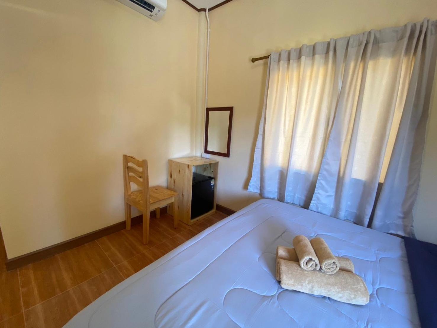 Baan Panseng Bungalow Ko Kut Екстериор снимка