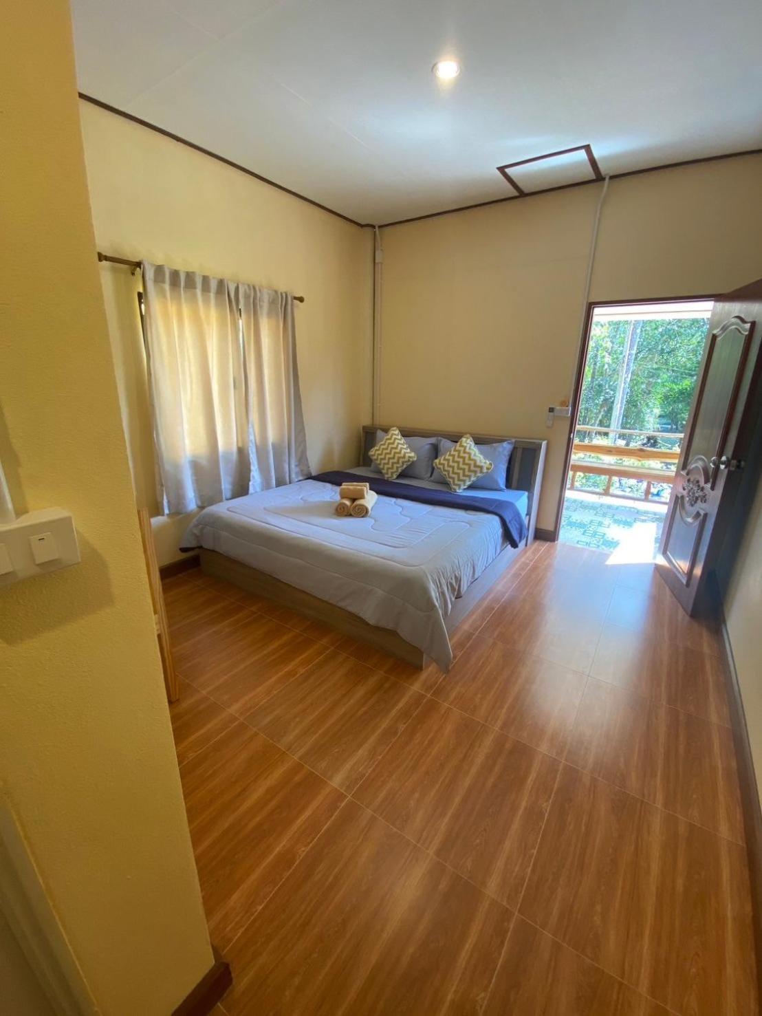 Baan Panseng Bungalow Ko Kut Екстериор снимка